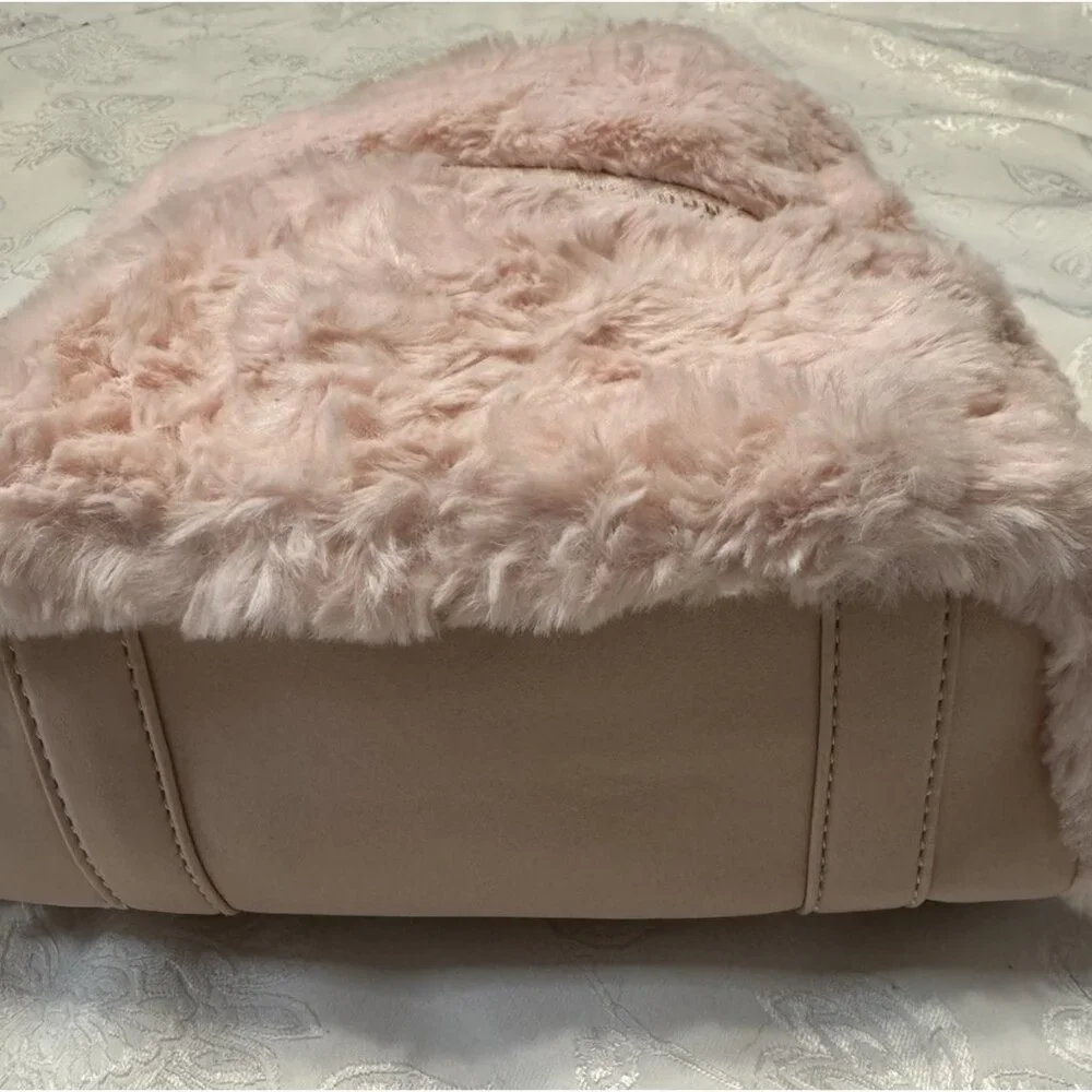 Faux Fur Furry 12